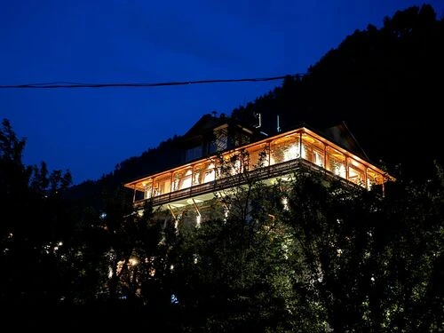WOW STAYZ2 The Shaurn Resort