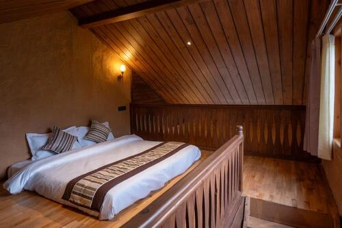 WOW STAYZ2 The Shaurn Resort